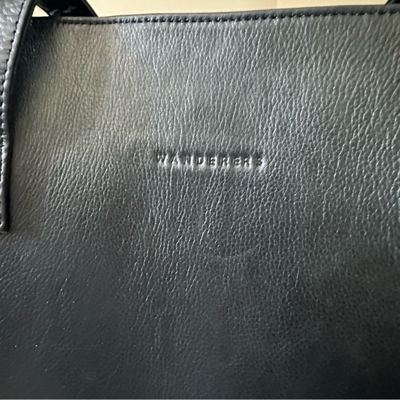 Wanderers Travel Co Gemma Large Tote Handbag Black Cow Leather Magnet Closure - Picture 4 of 15